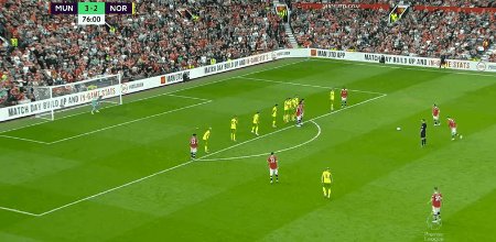 【英超】C罗帽子戏法+任意球破门 曼联3比2诺维奇