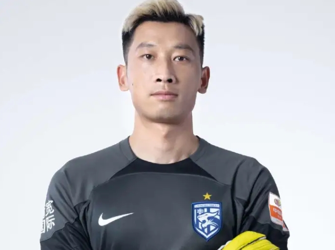 柠檬体育直播中超直播-吴飞终身禁足喊冤:足彩不是合法?但足协规定利害关系人不得下注