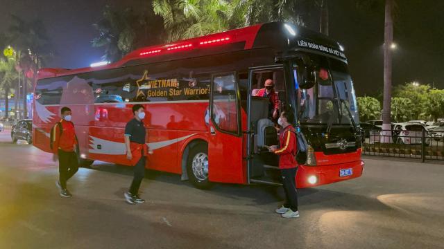 柠檬体育直播-​越南今晚返回河内 朴恒绪：不惜一切拿下中国队！