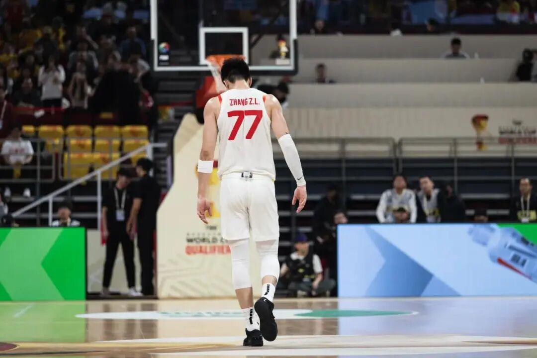 柠檬直播-中国男篮两连胜背后：张镇麟表现低迷，国家队之路堪忧