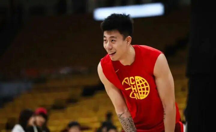 柠檬直播-中国男篮两连胜背后：张镇麟表现低迷，国家队之路堪忧