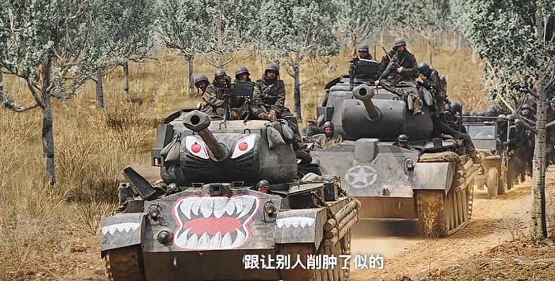 柠檬直播-《战旗如画》吐槽满天飞!战士年过半百、坦克上涂鸦,太假了